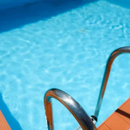 Twins De Lujo Con Piscina Y Wifi *
